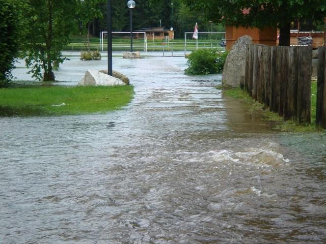 03 Sportplatz 06