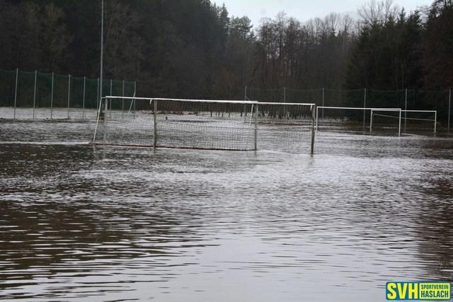 01 Trainingsplatz 19